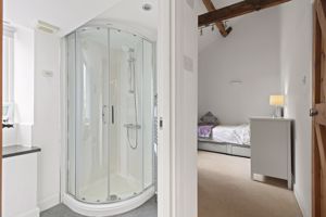 Photo 29- click for photo gallery